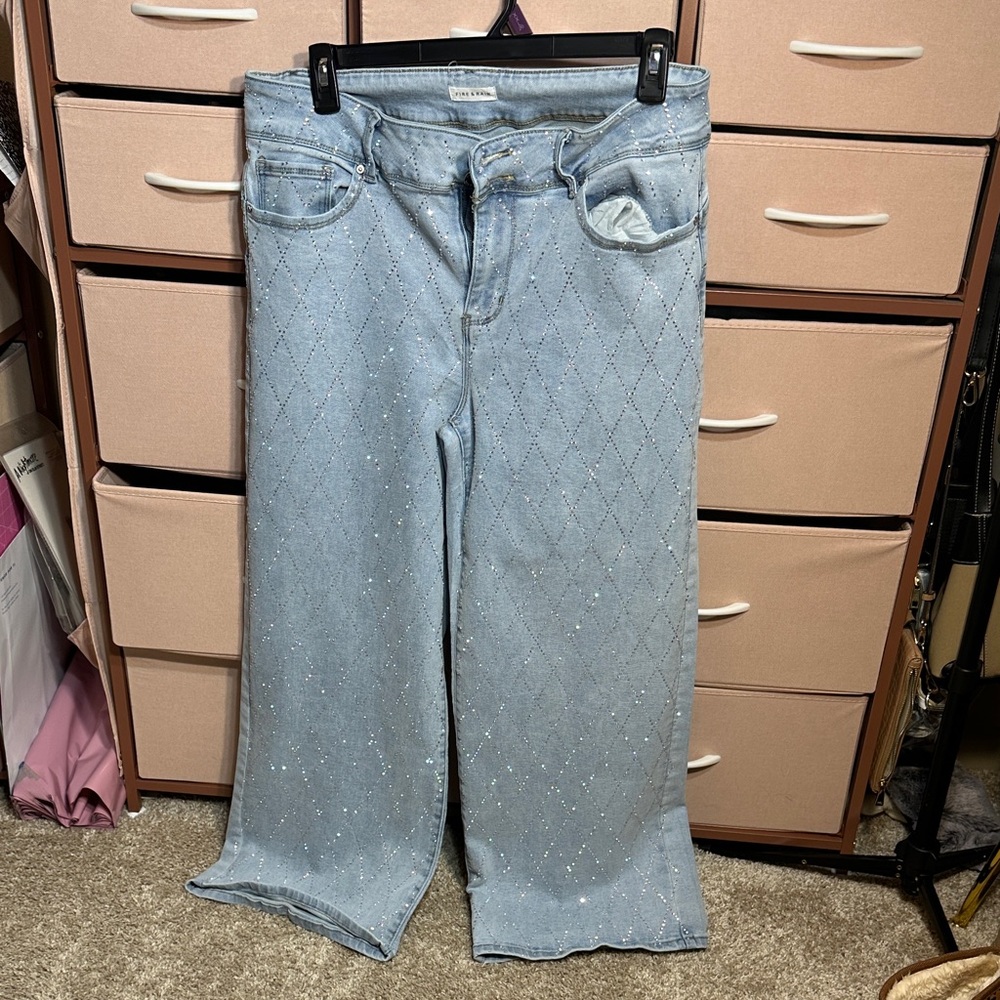 Women's Light Blue Jeans